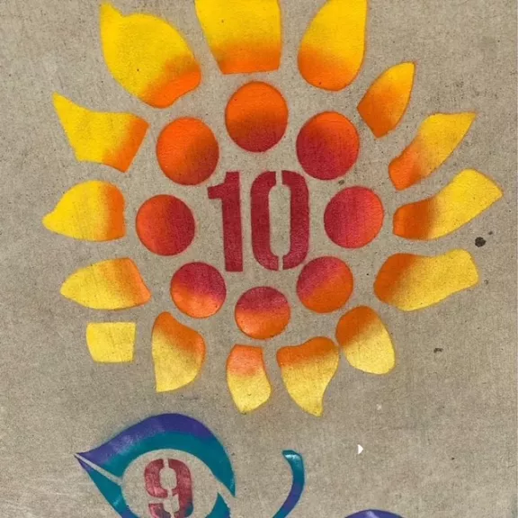 Sunflower sidewalk stencil